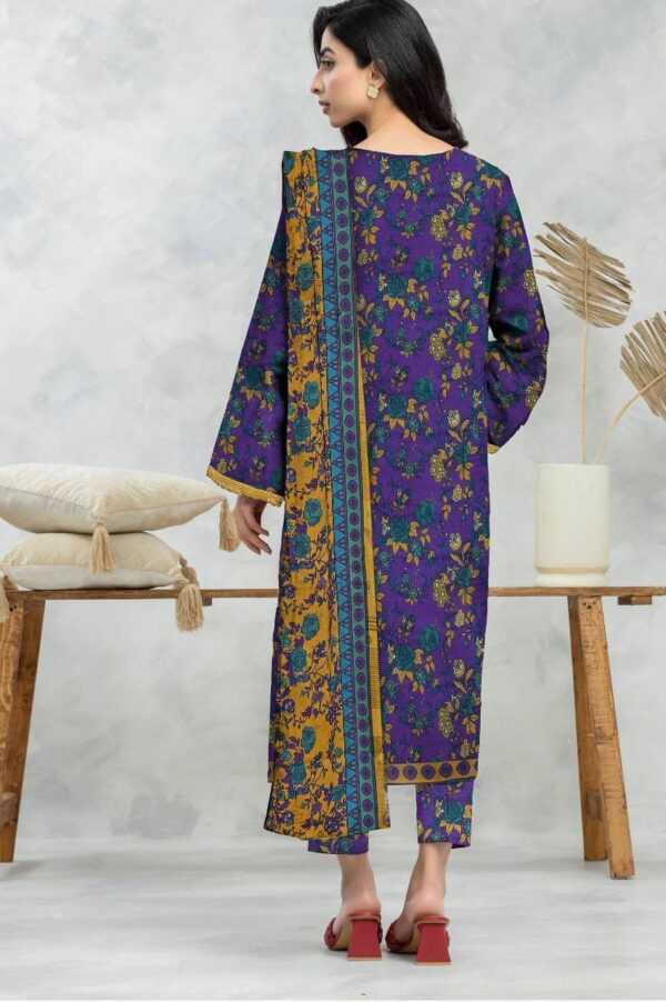 3 Pcs women's unstitched printed suit - Image 2