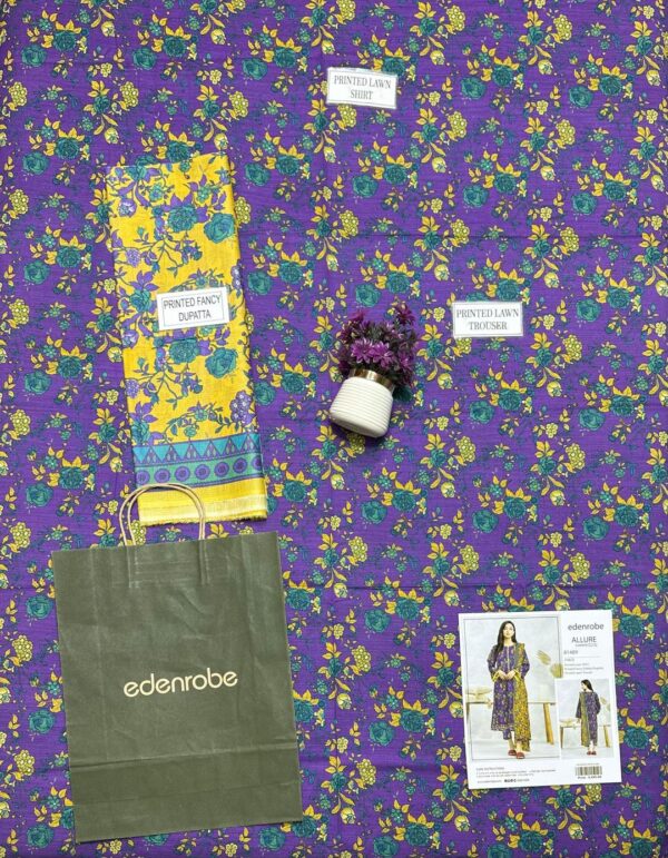 3 Pcs women's unstitched printed suit - Image 3