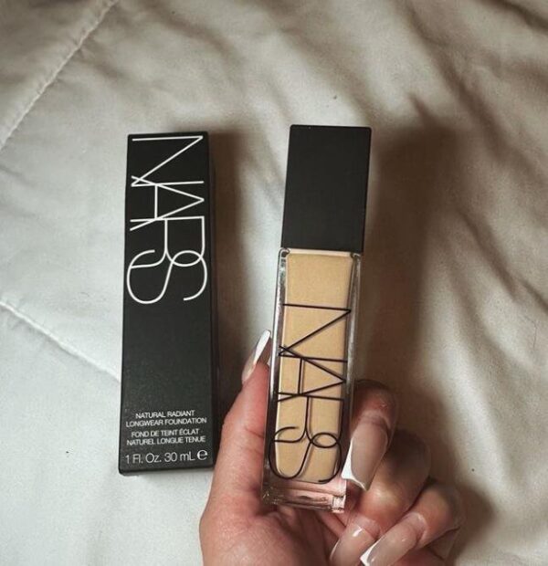 24 Hours Full Coverage Foundation- Creamy Texture