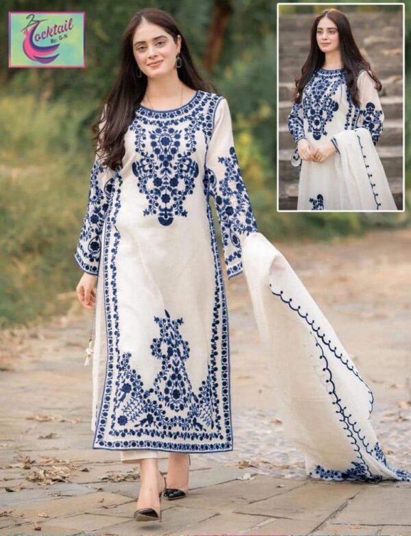 3 PCs Women's stitched Organza Embroidered Suit