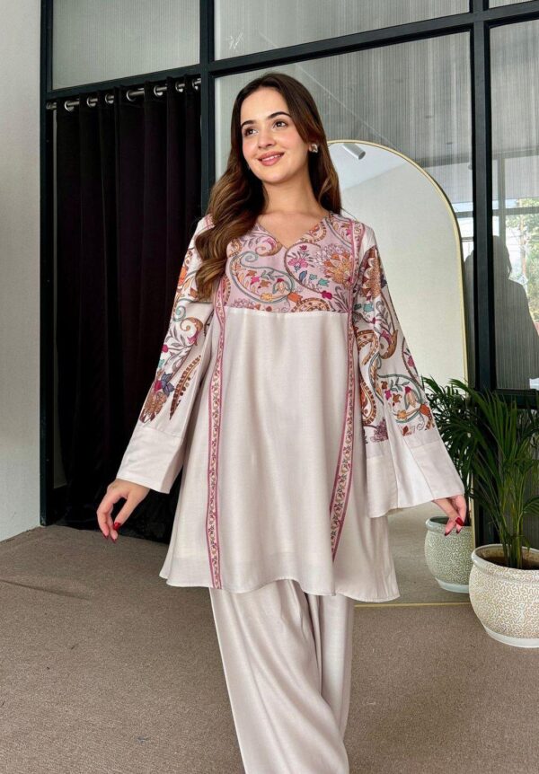 2 PCs Women's stitched Printed Suit
